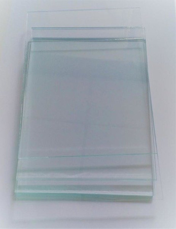 Glass pane for ReS-3 type helmets